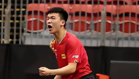 虽然他的身 虽然他的身