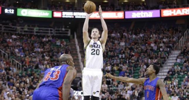 随着转会窗 随着转会窗